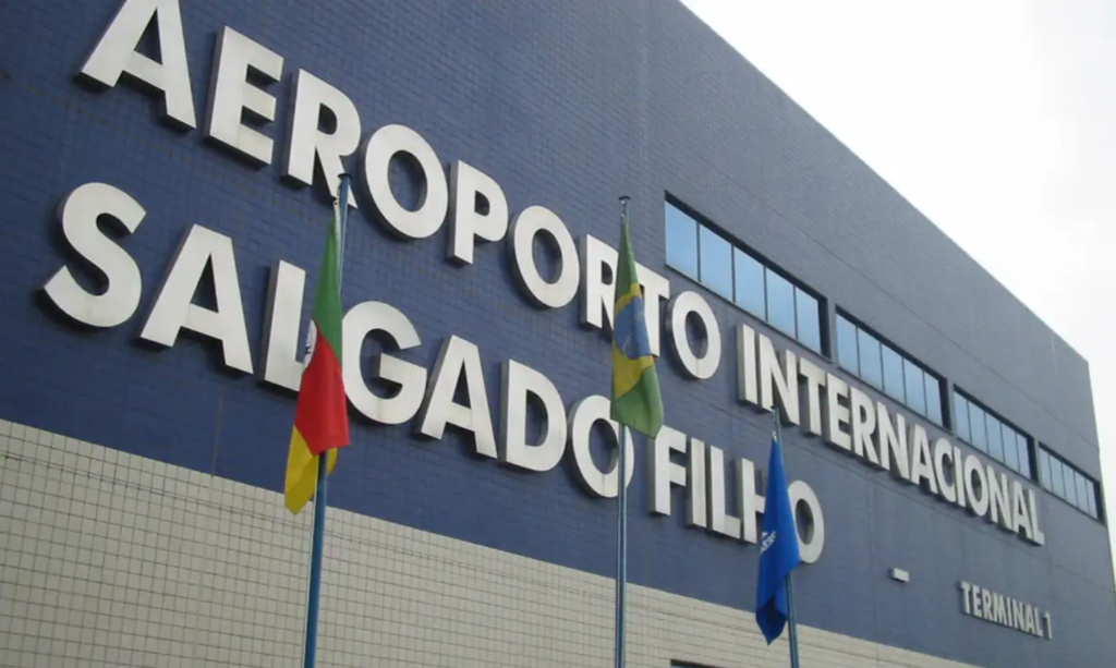 Fachada do Aeroporto Salgado Filho. (Foto: André Oliveira/Commons.Wikimedia)