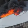 Incêndio iniciou na tarde de hoje no terceiro andar (Foto: Wenderson Cabral/FolhaBV)