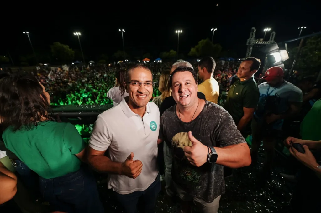 Bruno Perez comemorou junto com Arthur Henrique a vitória nas urnas (Foto: Arquivo Pessoal/Buno Perez)