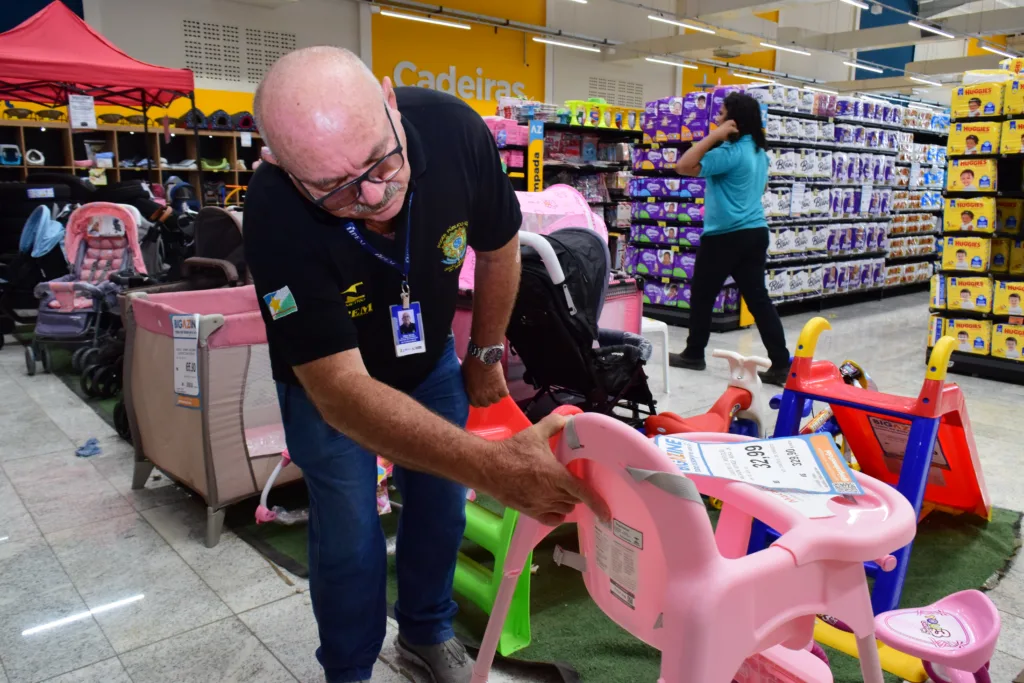 Operação "Criança Segura" realiza fiscalização em lojas de brinquedos em Roraima