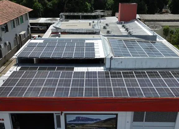 Profissionais explicam como evitar riscos na hora de contratar uma empresa de energia solar — Foto: Divulgação