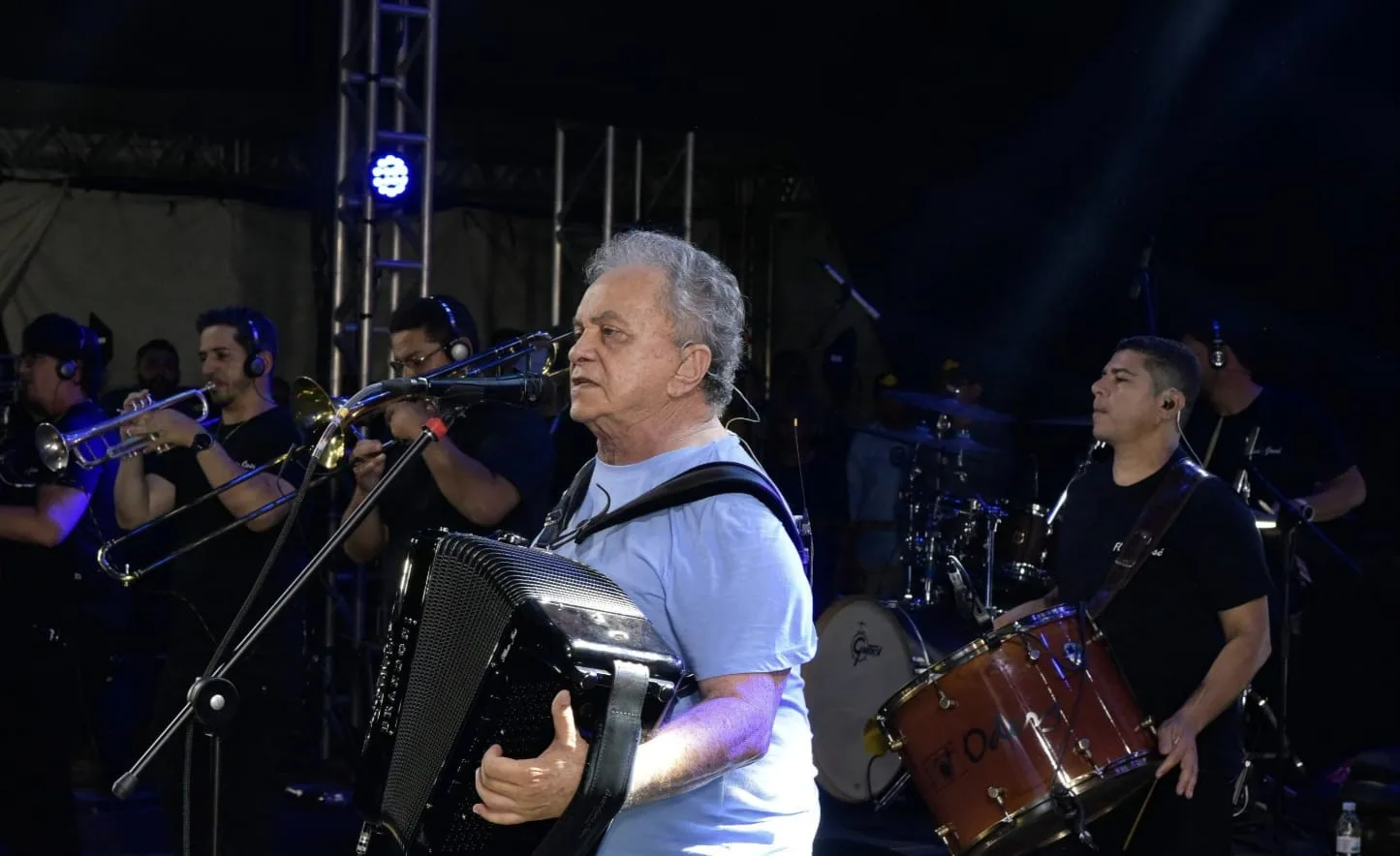 Show de Flávio José encerra Expoferr; 150 mil prestigiaram último dia de evento