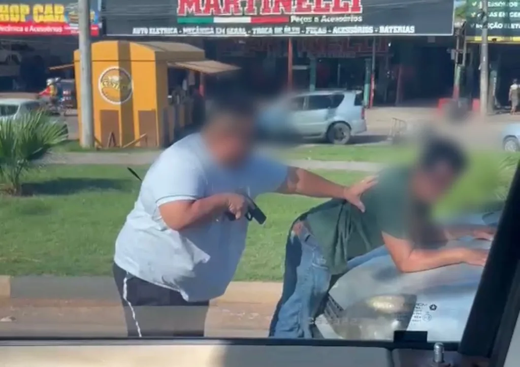 A discussão aconteceu na Avenida Venezuela, bairro Pricumã (Foto: Arquivo pessoal)