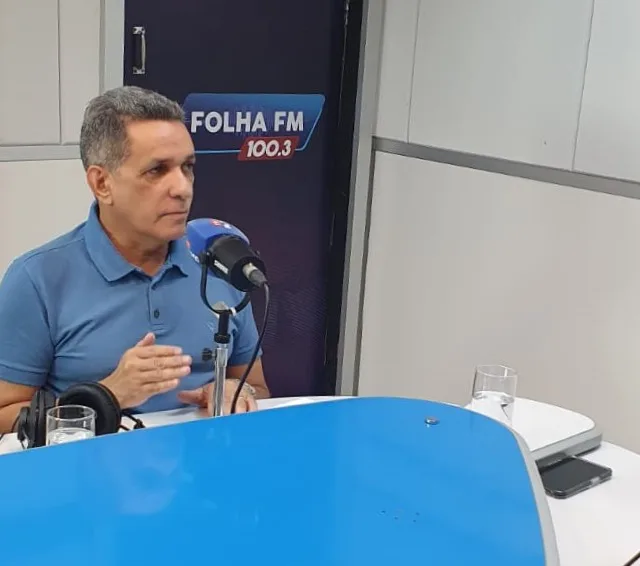 Senador Mecias de Jesus comenta diversos aspectos da política — Foto: Redação/FolhaBV