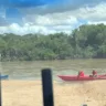 Corpo de Bombeiros durante buscas na praia (Foto: Divulgação) 