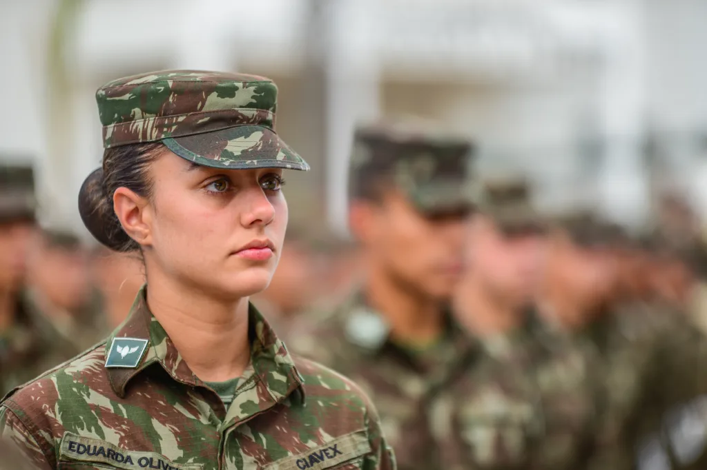 As Forças Armadas possuem cerca de 37 mil mulheres, o que corresponde a cerca de 10% de todo o efetivo. A expectativa é aumentar isso. (Foto: CCOMSEx)