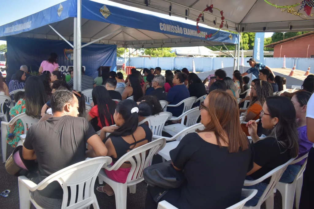 Ao todo, 115 sorteados foram convocados para realizar a coleta biométrica e os exames médicos, com os nomes divididos em três listas. (Foto: Detran-RR)