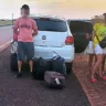 Taxista negou o pagamento em dólares pelo transporte (Foto: Reprodução)