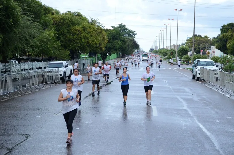 A secretária de Qualidade de Vida, Ivy Marques, ressaltou que o evento busca promover a saúde física e mental dos participantes. (Foto: Divulgação)