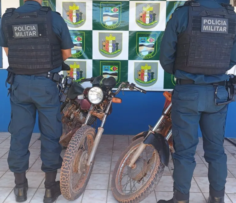 Jovem e adolescente são detidos com motocicletas adulteradas