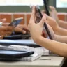 Aulas da rede pública vão iniciar com o desafio da lei do uso de celular nas escolas