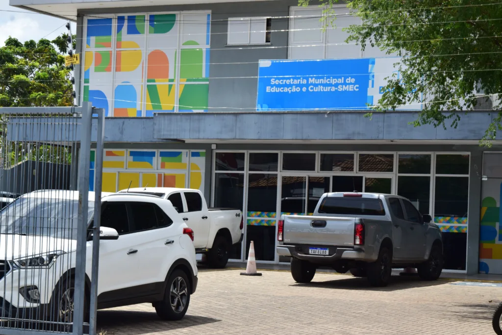 Sede da Secretaria Municipal de Educação e Cultura (Foto: Nilzete Franco/FolhaBV)