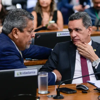 Os senadores Dr. Hiran e Mecias de Jesus - 06.03.2024 (Foto: Pedro França/Agência Senado)