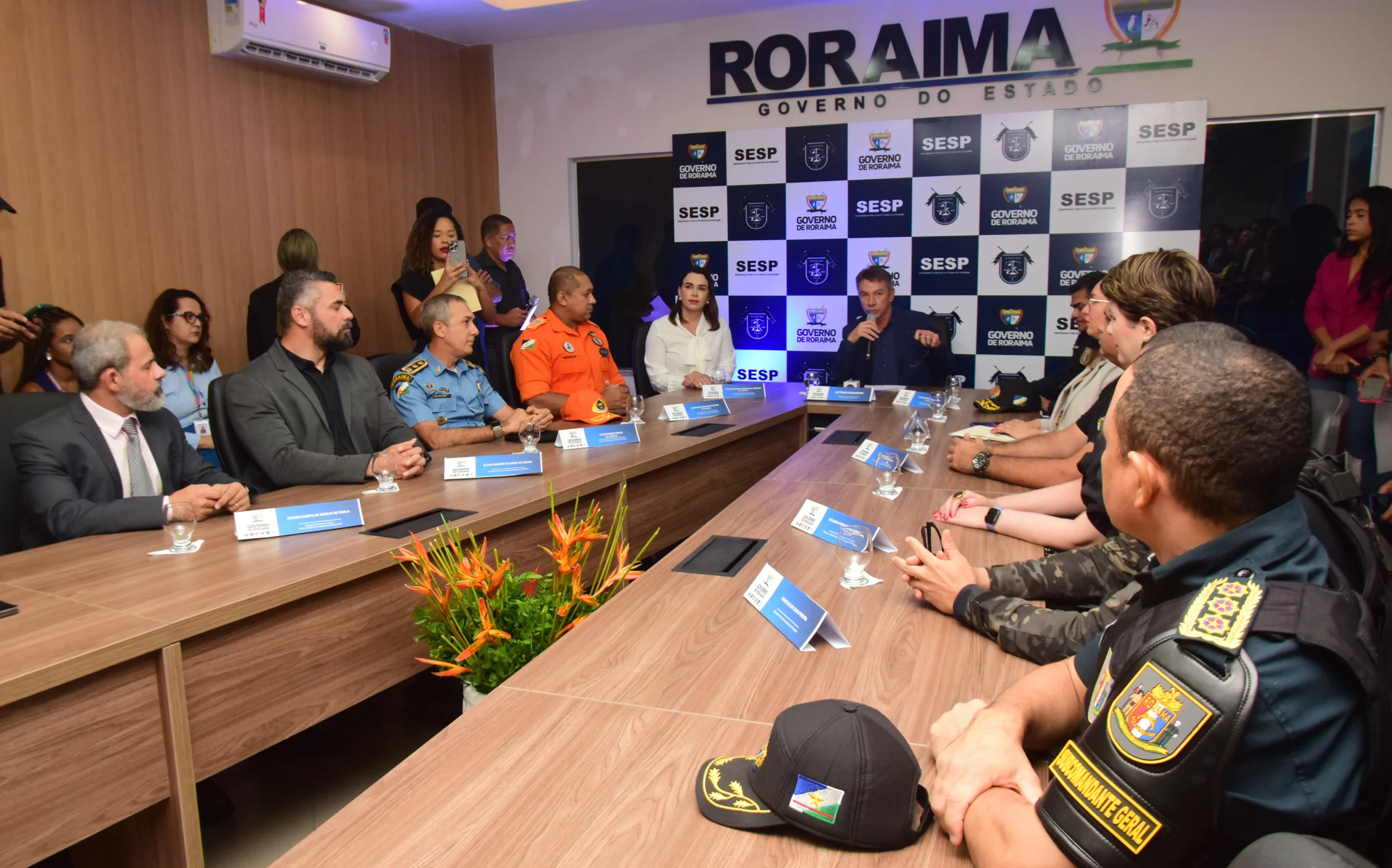 Secretários e representantes da segurança pública do estado realizaram coletiva de imprensa para falar sobre a atuação no carnaval (Foto: Nilzete Franco/FolhaBV)