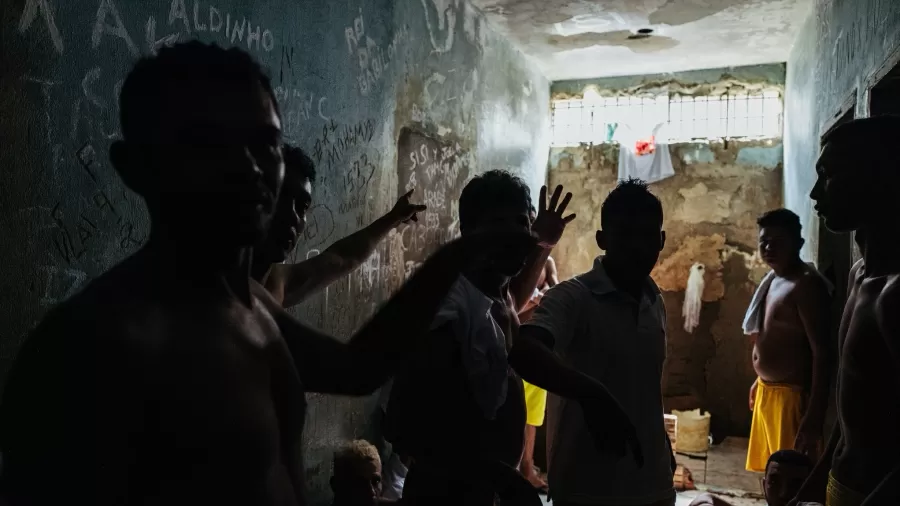 Detentos na Penitenciária Agrícola de Monte Cristo, onde facção manteria uma base (Foto: Divulgação/UOL)