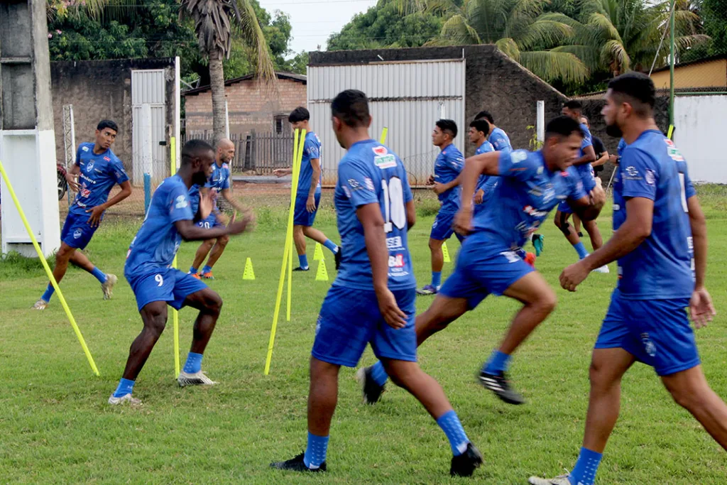 São Raimundo faz ajustes finais para encarar o Grêmio pela Copa do Brasil (Foto: Wenderson Cabral/Folha BV)