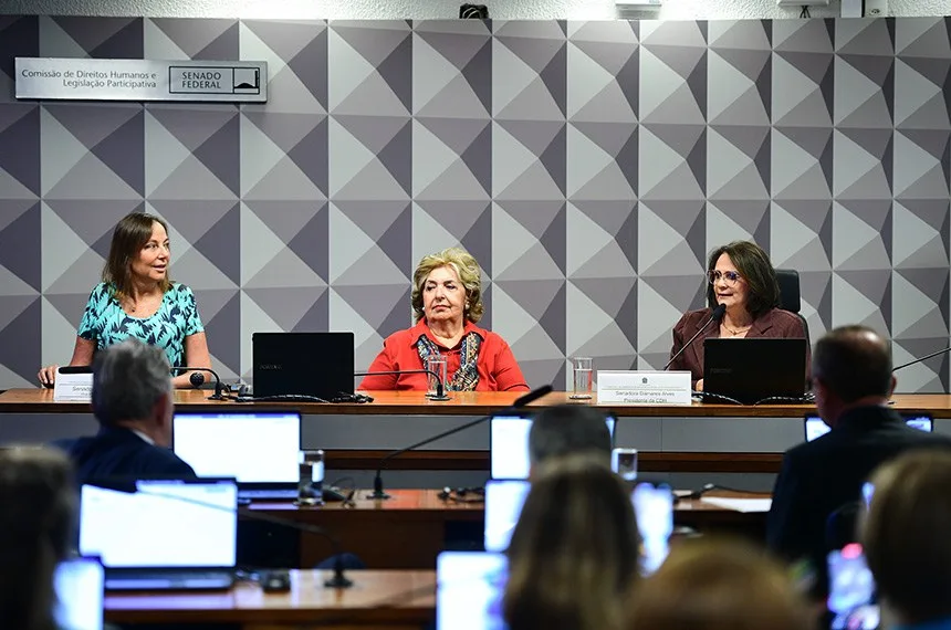 Damares fez os anúncios logo após assumir a presidência da Comissão de Direitos Humanos no biênio 2025-2026. Foto: Edilson Rodrigues/Agência Senado