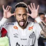 O atacante Neymar durante o duelo entre Santos e Água Santa, pelo Paulistão 2025 - 16.02.2025 (Foto: Raul Baretta/ Santos FC)