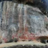 Pedra Pintada, um dos sítios arqueológicos de Roraima apresentados nas publicações. (Foto: Acervo Iphan)