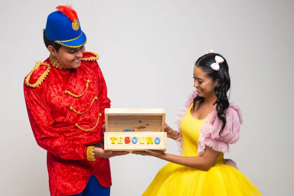 Teatro Municipal recebe espetáculo infantil “E agora, vamos resgatar o tesouro?” Teatro Municipal recebe espetáculo infantil “E agora, vamos resgatar o tesouro?”