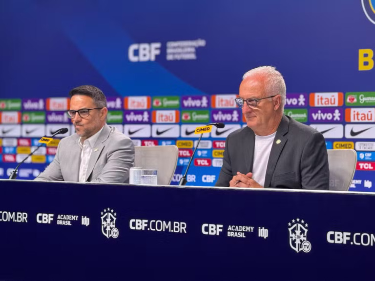 Dorival durante convocação da Seleção. (Foto: Cahê Mota/GE)