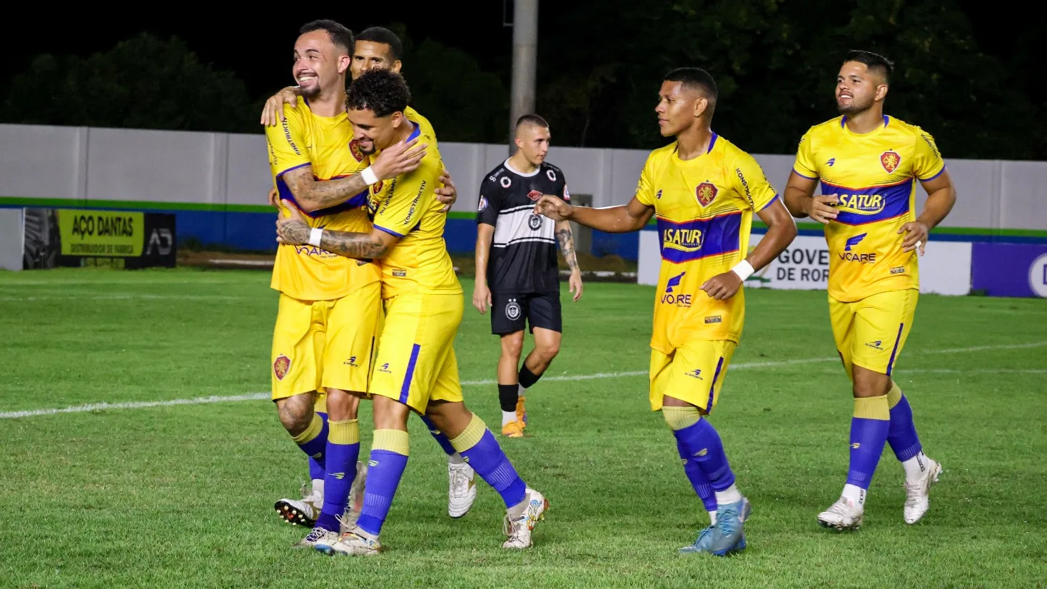 GAS goleia Rio Negro por 4 a 0 e encosta na liderança. Foto: Déborah Nascimento/FolhaBV