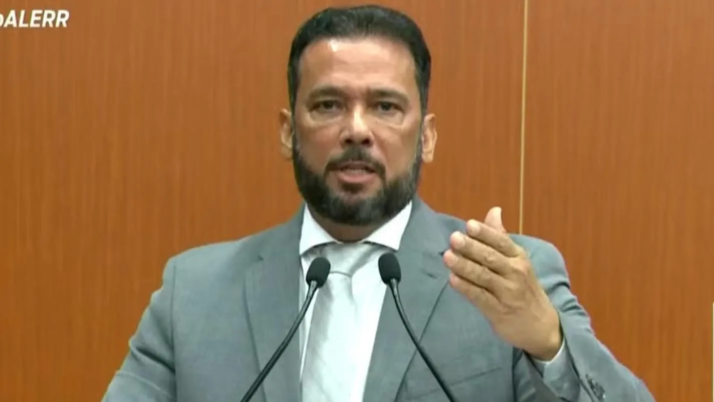 Deputado se pronunciou durante a sessão plenária desta terça-feira, 18 (Foto: Reprodução)