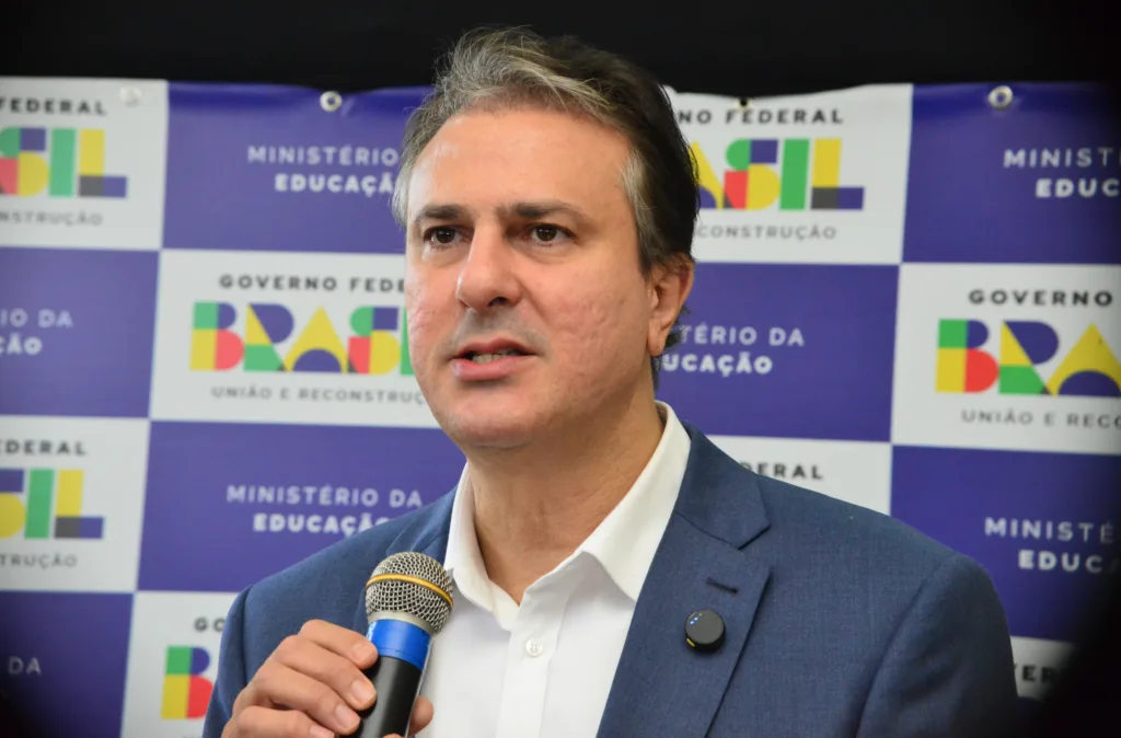 Ministro da Educação Camilo Santana em coletiva de impensa nesta terça, 18. (Foto: Nilzete Franco/Folha BV) Ministro da Educação Camilo Santana em coletiva de impensa nesta terça, 18. (Foto: Nilzete Franco/Folha BV)