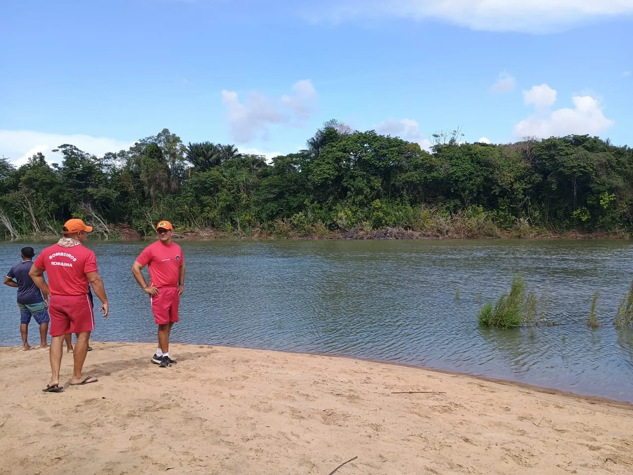 Autoridades continuam na busca para encontrar a vítima. (Foto: Reprodução)