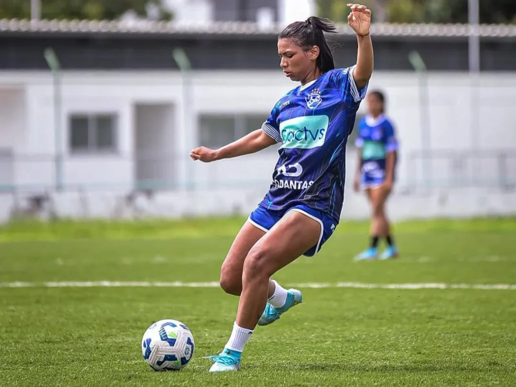 Jogadoras treinando para o duelo contra o Ypiranga-AP na primeira rodada.
