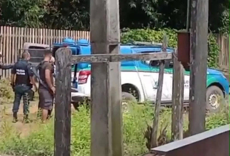 Momento da prisão do idoso (Foto: Divulgação) 