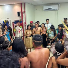 Indígenas voltam a ocupar a sede do Dsei Leste de Roraima