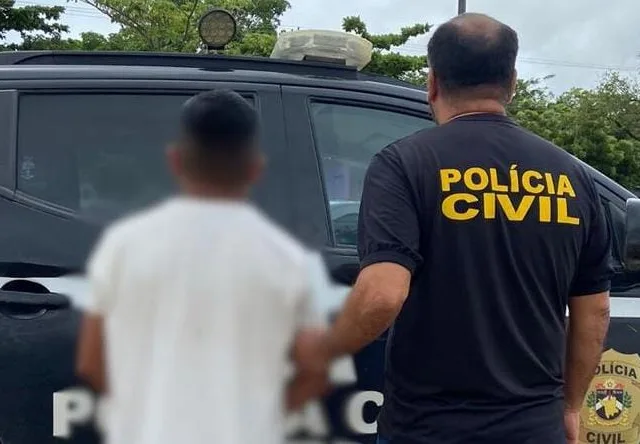 Prisão foi efetuada por policiais da Polícia Civil (Foto: ASCOM/PCRR) 