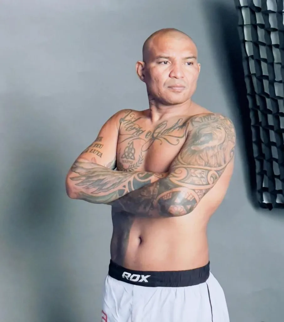 Lutador roraimense fará luta em card principal em evento de boxe sem luvas