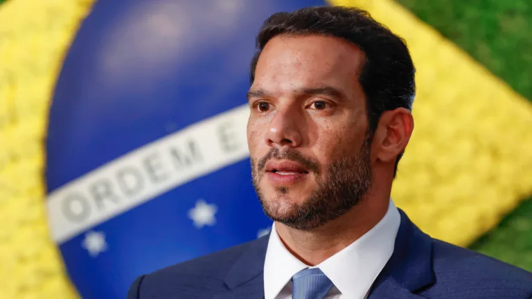 Comissão do Esporte da Câmara aprova audiência com Samir Xaud