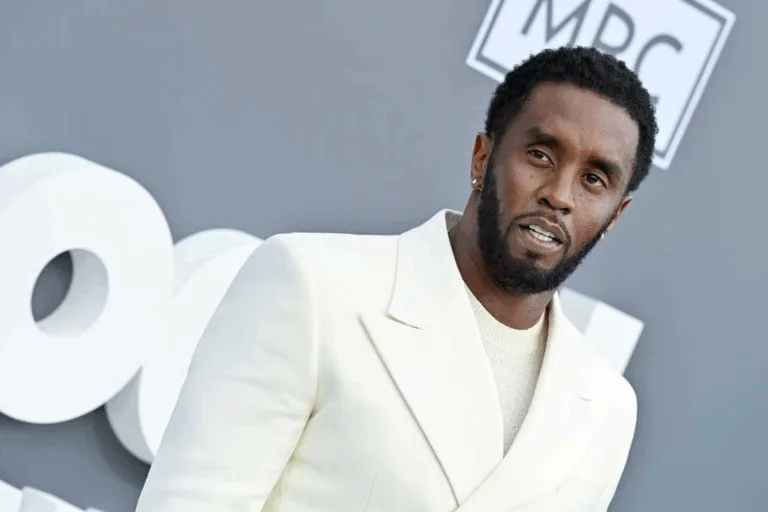 Diddy se declarou inocente das cinco acusações criminais/ Se condenado, terá pena mínima de 15 anos e máxima de prisão perpétua - Foto: Internet
