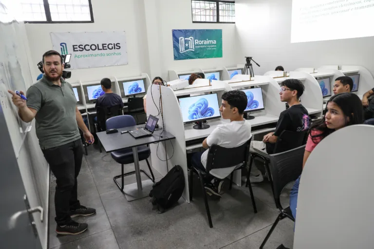 Escolegis oferece, ao longo do ano, vagas para curso de informática, em turmas básicas e avançadas – Foto: Alfredo Maia/ SupCom ALE-RR
