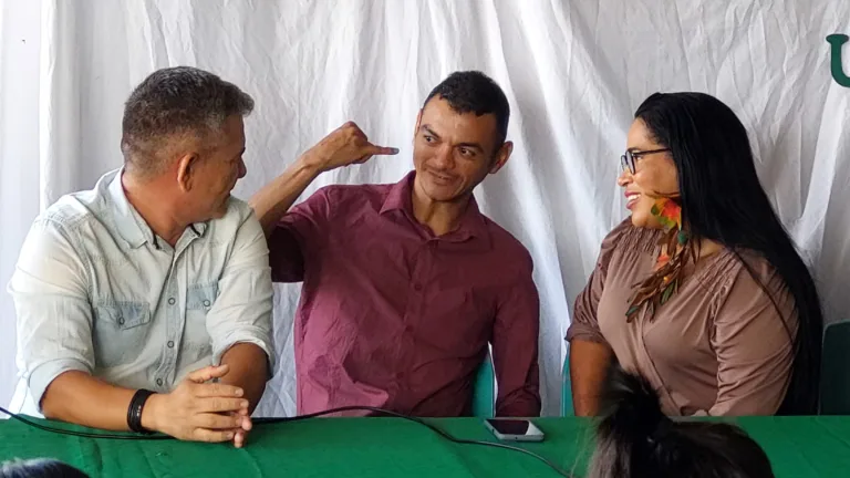 Objetivo do curso é promover inclusão em sala de aula.