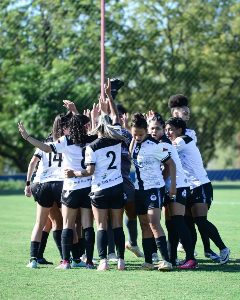 Rio Negro sofre goleada para o Fortaleza