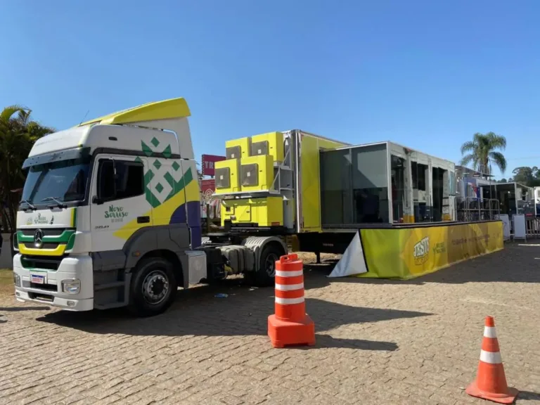assistência, carreta missionária