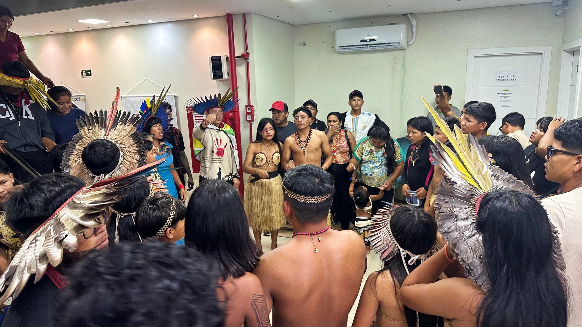Indígenas voltam a ocupar a sede do Dsei Leste de Roraima