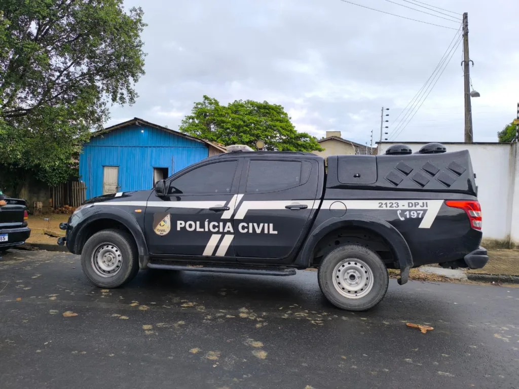 O resgate foi feito por agentes da Polícia Civil e contou com o apoio do Conselho Tutelar do município (Foto: ASCOM/PCRR) 
