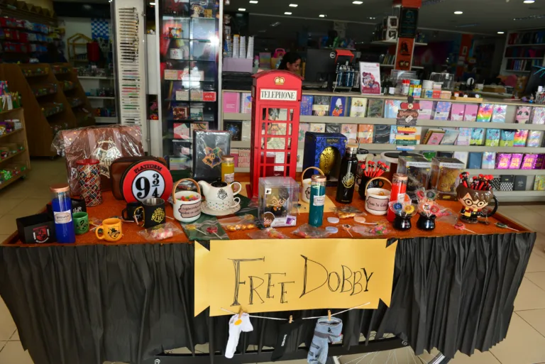 Papel Jornal celebra dia do Harry Potter com produtos e doces temáticos