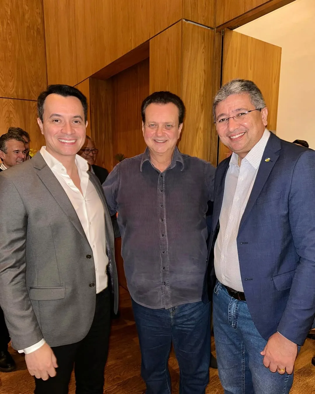 O presidente estadual do PSD, Zé Haroldo Cathedral, o presidente nacional do PSD, Gilberto Kassab, e o vice-governador Edilson Damião, em recente encontro da executiva nacional do PSD em São Paulo 