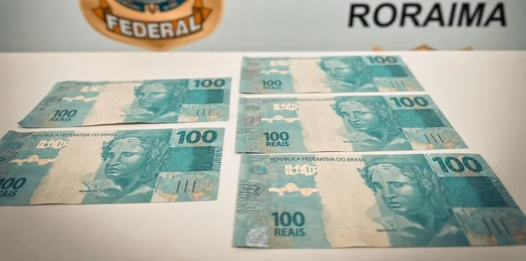 O material estava em uma encomenda enviada pelos Correios. (Foto: Divulgação/PF) O material estava em uma encomenda enviada pelos Correios. (Foto: Divulgação/PF)