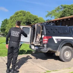 O mandado foi cumprido por agentes da Delegacia de Proteção à Criança e ao Adolescente (DPCA) (Foto: ASCOM/PCRR)