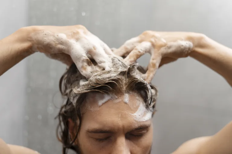 Double cleansing: prática pode ser benéfica ao couro cabeludo