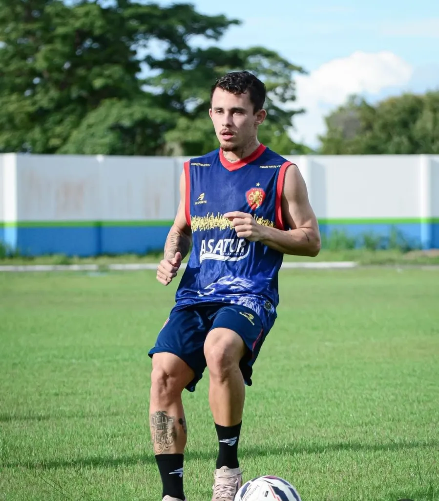 Carlinhos foi contratado do Monte Roraima para o restante da Série D