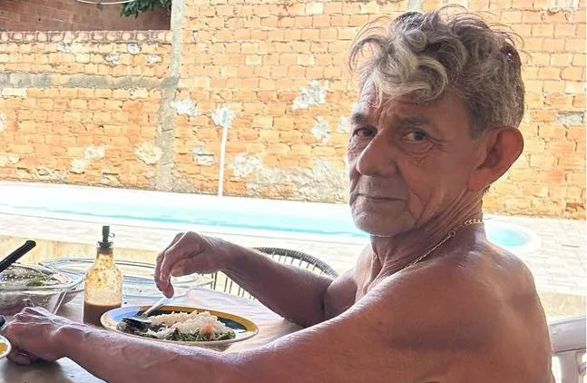 Natural de Boa Vista, o idoso era filho de Maurício Soares da Silva e Rosa Batista da Silva, e era conhecido no bairro Buritis pelo apelido de “Rambo” Natural de Boa Vista, o idoso era filho de Maurício Soares da Silva e Rosa Batista da Silva, e era conhecido no bairro Buritis pelo apelido de “Rambo”