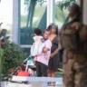Ministério é evacuado por ameaça de bomba feita por homem com criança no colo